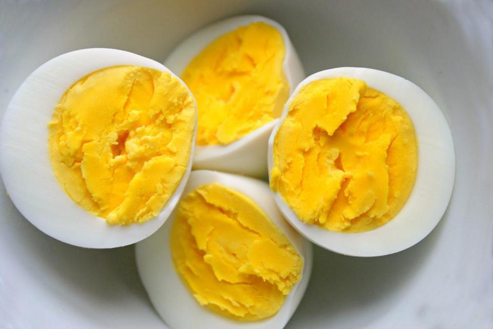 Trứng là một loại thực phẩm giàu chất dinh dưỡng bảo đảm sức khoẻ cho cơ thể.