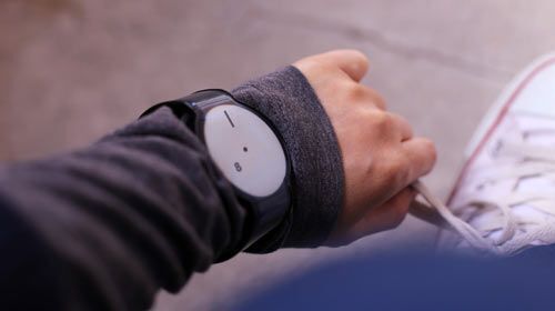 Sony trình làng đồng hồ đeo tay bằng…giấy