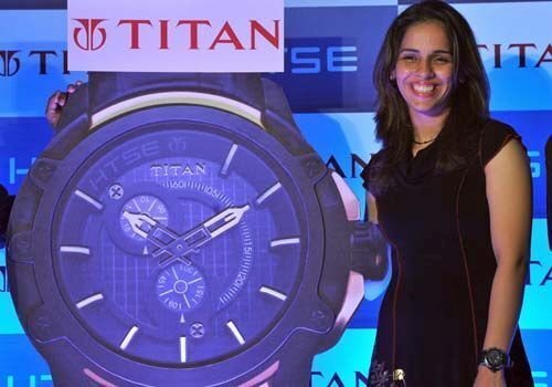HP tiếp tục hợp tác với hãng đồng hồ Titan để sản xuất smartwatch