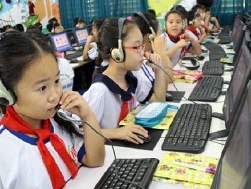 Số người dùng Internet tại Việt Nam tiếp tục tăng mạnh.