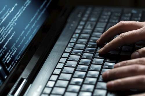 Cảnh sát bắt giữ hacker vì đánh cắp thông tin cá nhân người nổi tiếng và băng sex