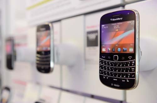 Cảnh sát Hà Lan tuyên bố đã “phá khóa” được các thiết bị BlackBerry