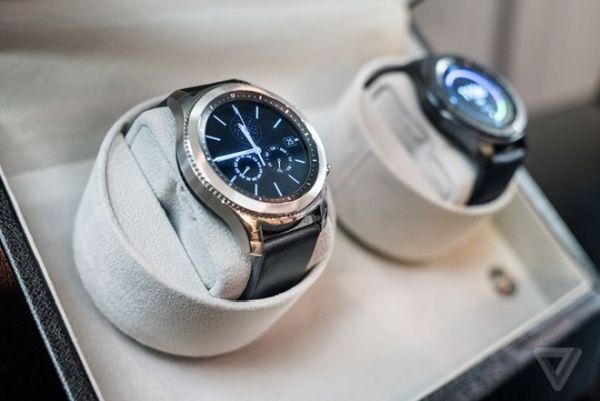  Samsung công bố giá bán smartwatch Gear S3 tại thị trường Việt Nam