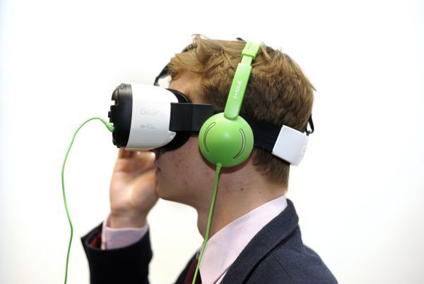 Facebook cải tiến việc truyền nội dung cho thiết bị VR