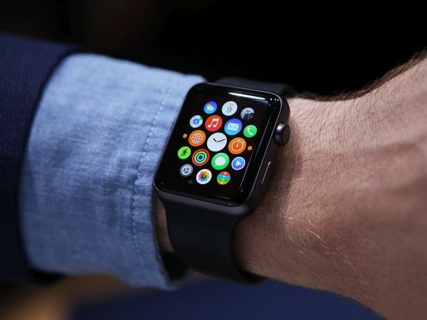 Apple cũng bi quan về Apple Watch
