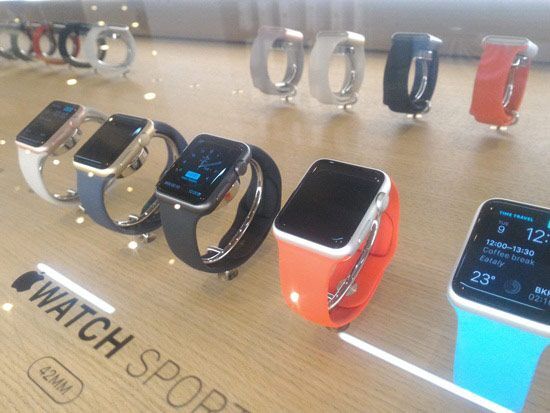 Apple Watch, đồng hồ thông minh, đeo thông minh, thị trường việt nam, Vstore, Viễn Thông A