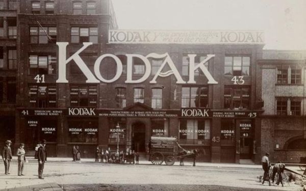Kodak thờ ơ với máy ảnh số