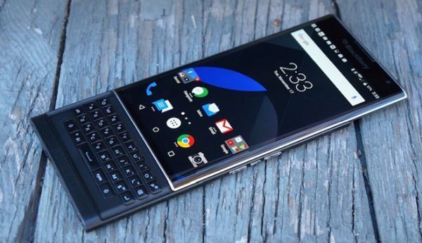 BlackBerry Priv giảm hơn 2 triệu tại thị trường Việt Nam