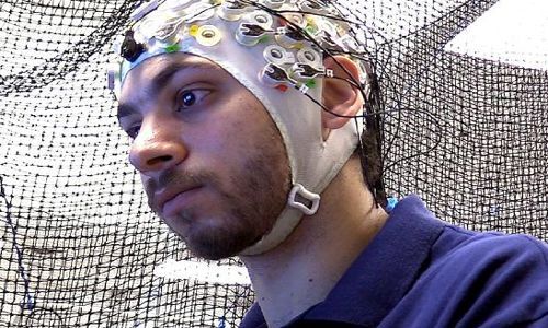 Mỹ: Robot sắp được điều khiển bằng sóng não