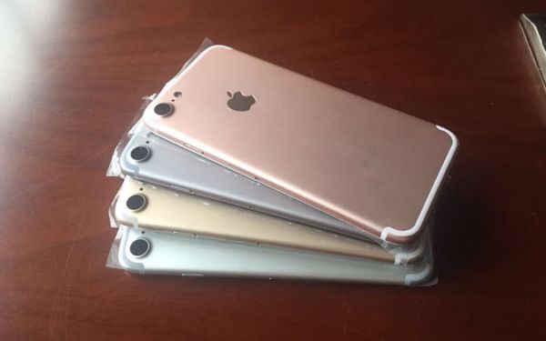 iPhone 7 mạ vàng rao giá sớm 42 triệu ở Việt Nam