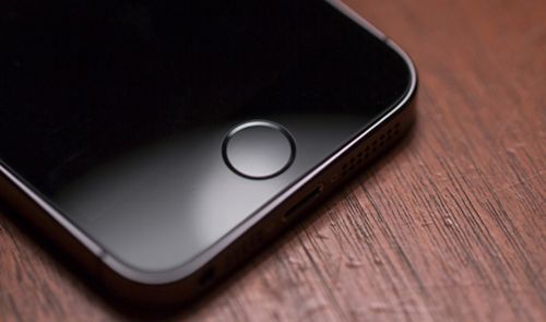 Nút Home cảm ứng trên iPhone 7 sẽ cho cảm giác như khi tương tác với phím cứng.