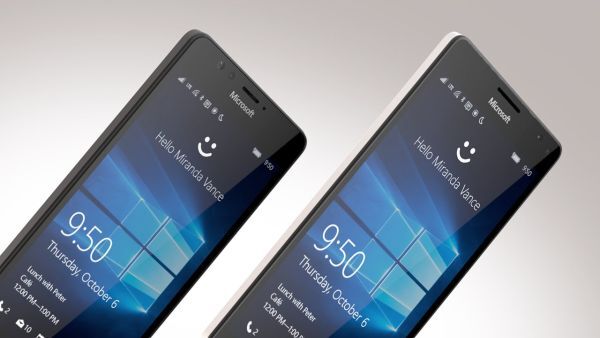 Microsoft mạnh tay giảm giá Lumia 950 và 950 XL