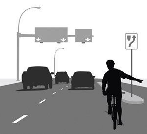 Xe hơi tự lái của Google hiểu được các tín hiệu giơ tay xin chuyển làn từ phía người đi xe đạp