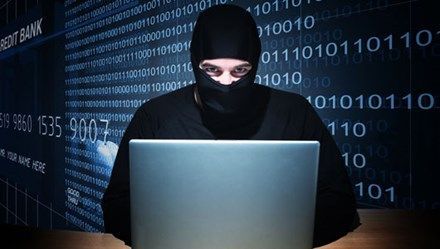 Hacker tấn công trung bình 300 trang web Việt Nam/ngày