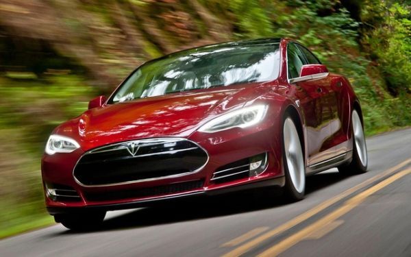 Doanh thu Tesla thị trường Trung Quốc đạt mốc 1 tỷ USD