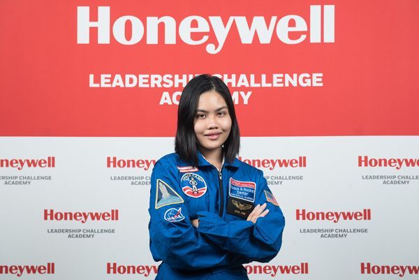  Honeywell, học bổng, Vũ trụ, Honeywell Leadership Challenge Academy, 