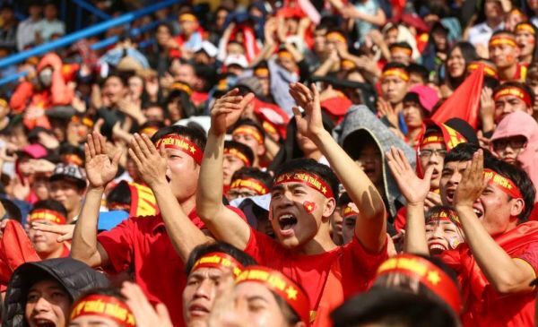 Chung kết U23 châu Á: VinaPhone tặng cước data roaming cho cổ động viên Việt Nam sang Trung Quốc