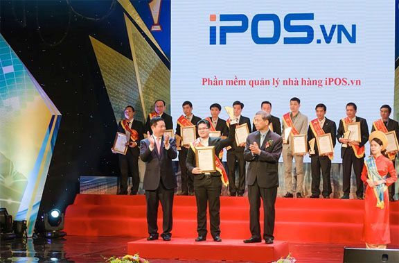 iPOS.vn năm thứ 3 liên tiếp được trao tặng danh hiệu Sao Khuê cho phần mềm  quản lý nhà hàng tiêu biểu