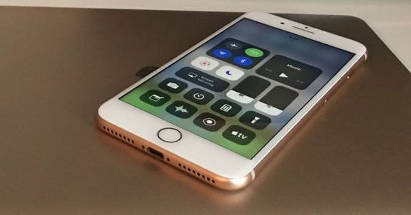 iPhone 8 thay màn hình không chính hãng bị đơ khi nâng cấp lên iOS 11.3