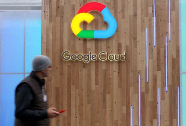 Google thể hiện sự quyết tâm ở mảng đám mây doanh nghiệp Google Cloud với hai thương vụ Velostrata và Cask Data