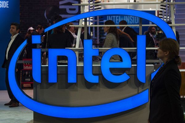 Intel đã hoàn tất bộ xử lý dựa trên quy trình 10 nm đầu tiên 