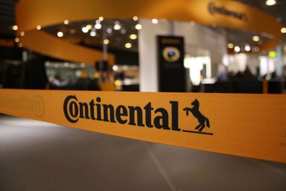 Hãng Continental cấm nhân viên sử dụng WhatsApp và Snapchat trong công việc