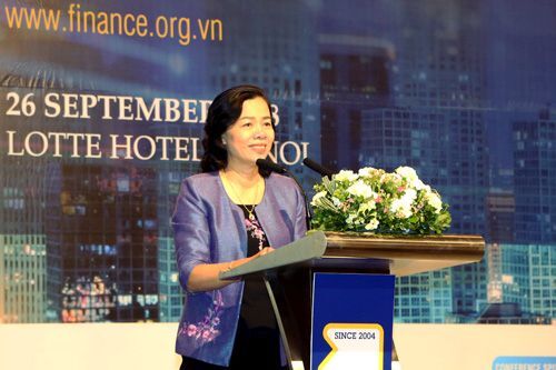 Thứ trưởng Bộ Tài chính Vũ Thị Mai phát biểu khai mạc Hội thảo - Triển lãm Tài chính Việt Nam năm 2018