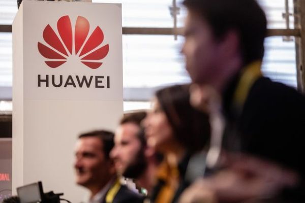 Huawei lên kế hoạch sa thải nhân viên tại Mỹ