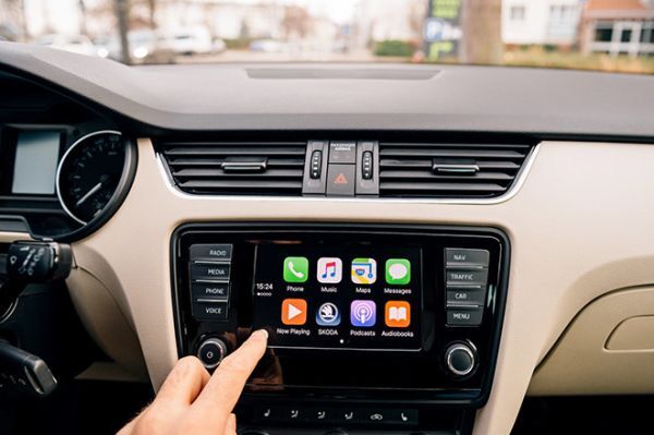 CarKey là chìa khóa giúp iPhone hoặc Apple Watch có thể trở thành chìa khóa xe hơi 