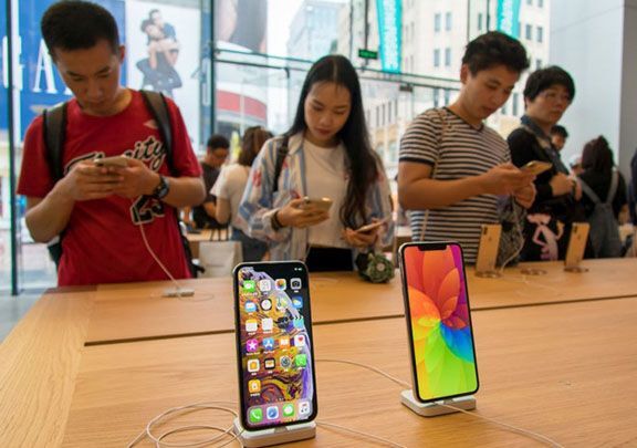 Doanh số smartphone của Apple bị ảnh hưởng nặng tại Trung Quốc 