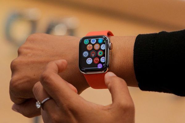 Watch Series 7 sẽ là smartwatch đầu tiên của Apple đi kèm Touch ID trong màn hình 