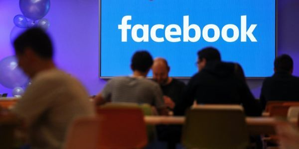 Facebook chia khoản đầu tư làm 2 danh mục khác nhau để hỗ trợ cả ngoại tuyến lẫn trực tuyến
