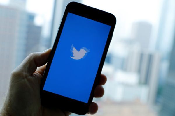 Twitter chặn các liên kết gây kích động thù địch và bạo lực