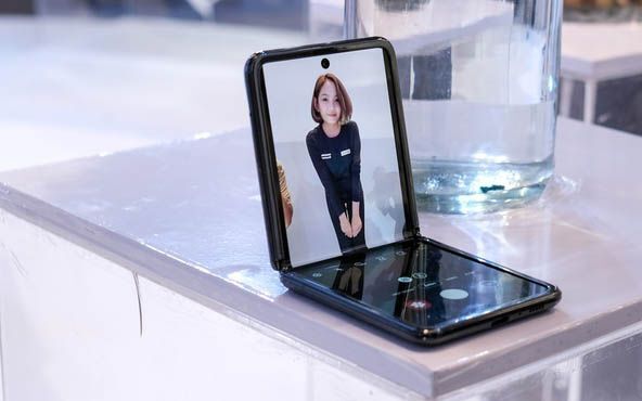 Galaxy Z Flip đang giảm giá gần 15 triệu ở Việt Nam