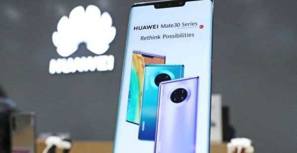 Huawei hiện là nhà sản xuất smartphone lớn nhất thế giới tính về số lượng sản phẩm xuất xưởng