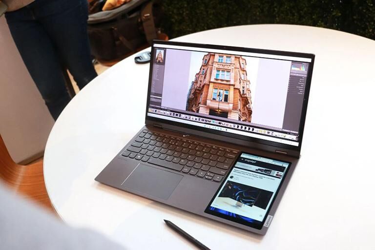 Lenovo ra mắt loạt laptop độc đáo tại CES 2022 - ảnh 1