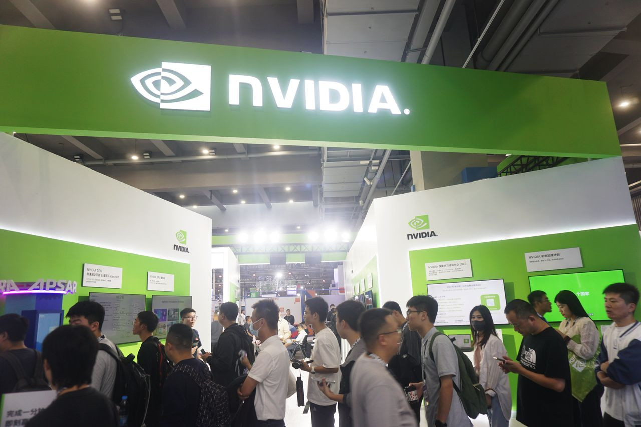 Nvidia có một quý kinh doanh bùng nổ nhờ nhu cầu lớn từ chip AI