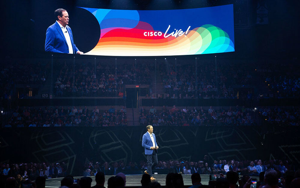 Chuck Robbins phat biểu tại Cisco Live US 2023