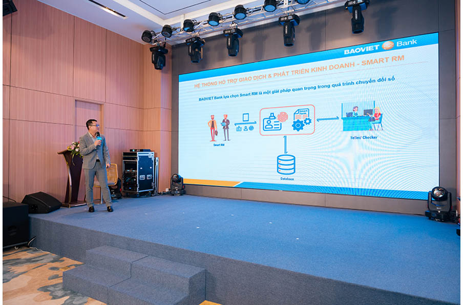 Ông Trương Tuấn Cường - Quản lý cao cấp Trung tâm Thẻ Ngân hàng Điện tử BaoViet Bank - chia sẻ Smart RM là một giải pháp quan trọng trong quá trình chuyển đổi số của Ngân hàng Bảo Việt