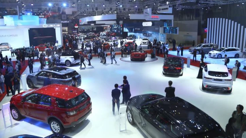 Sức mua thị trường ô tô giảm mạnh