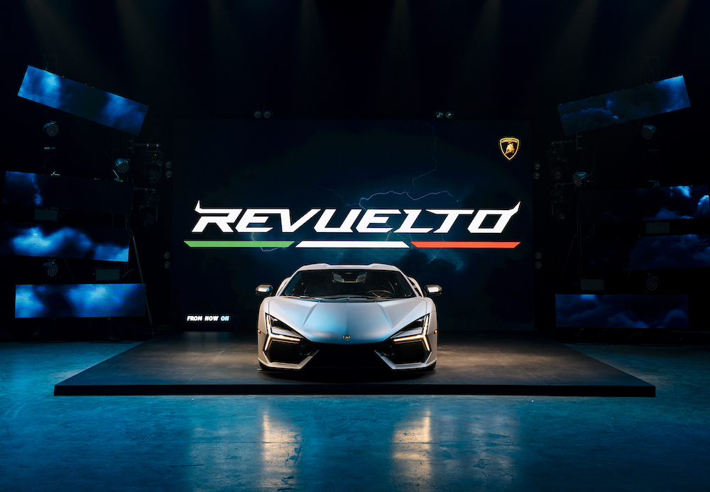 Lamborghini Revuelto 