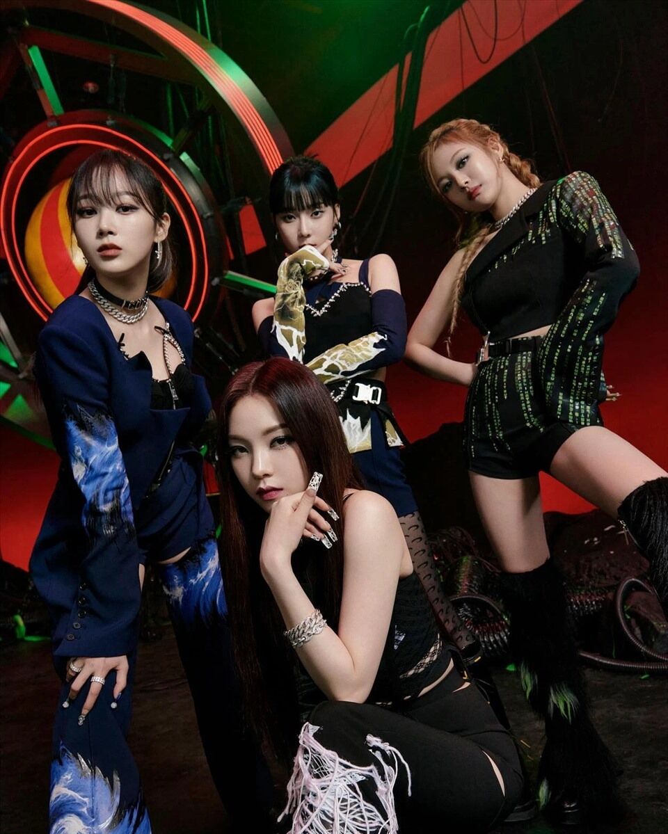 Bảng xếp hạng giá trị thương hiệu nhóm nhạc nữ K-pop tháng 10/2021