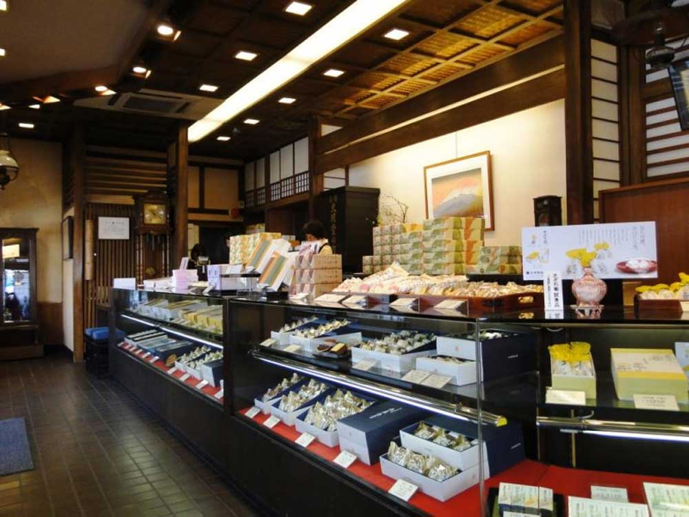 Cửa hàng bánh ngọt Nhật Bản