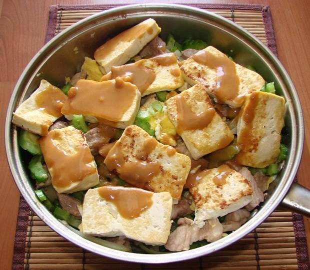 Món Tōfu chanpurū.