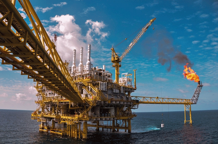 Cơ cấu lại nguồn thu NSNN là vấn đề cấp bách khi thu từ dầu thô giảm 
