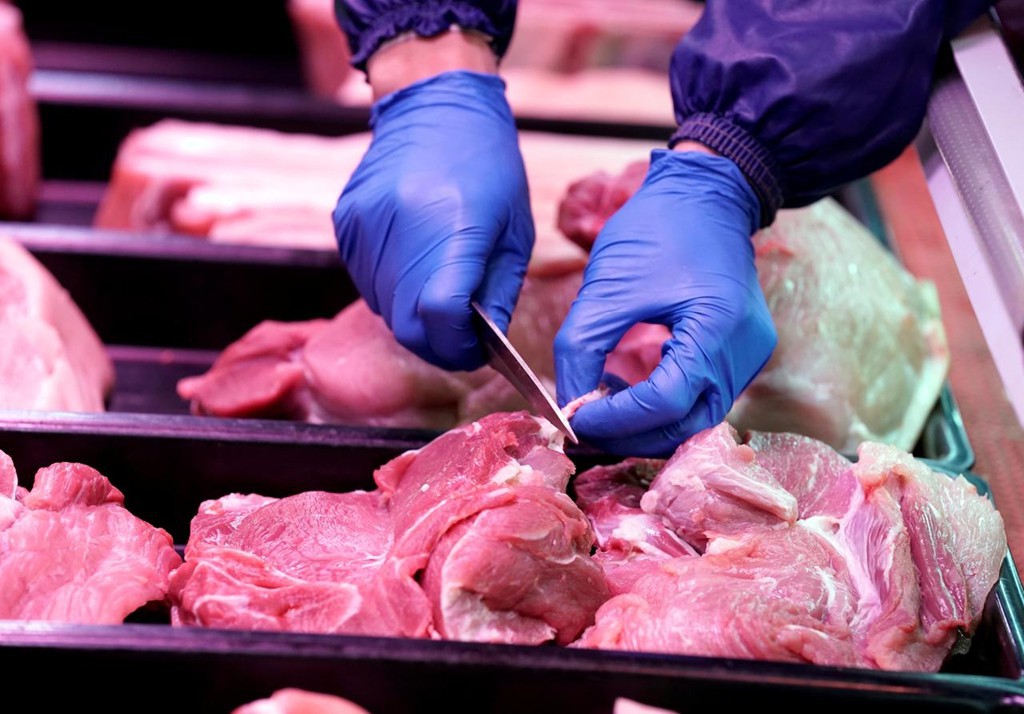 Liên kết chặt chẽ để bình ổn thị trường thịt lợn