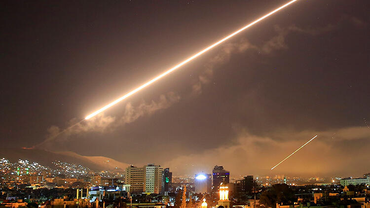 Israel tấn công Syria