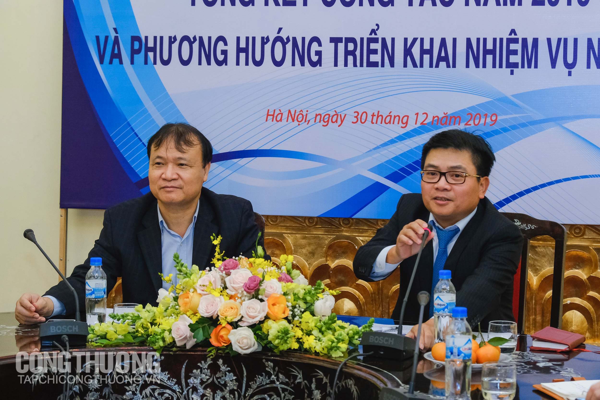 Cục trưởng Trương Thanh Hoài (bên phải) khẳng định Cục Công nghiệp sẽ nhanh chóng hoàn thiện nguồn lực phục vụ công tác quản lý nhà nước ngành công nghiệp