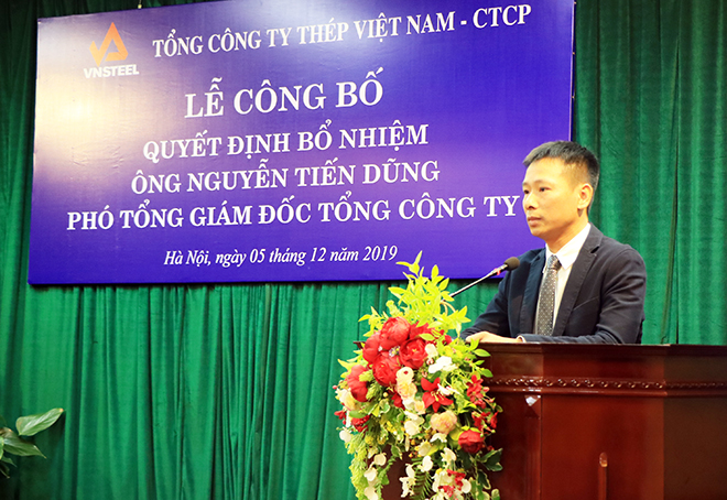 Ông Nguyễn Tiến Dũng - Phó Tổng Giám Đốc Tổng Công ty phát biểu tại buổi lễ