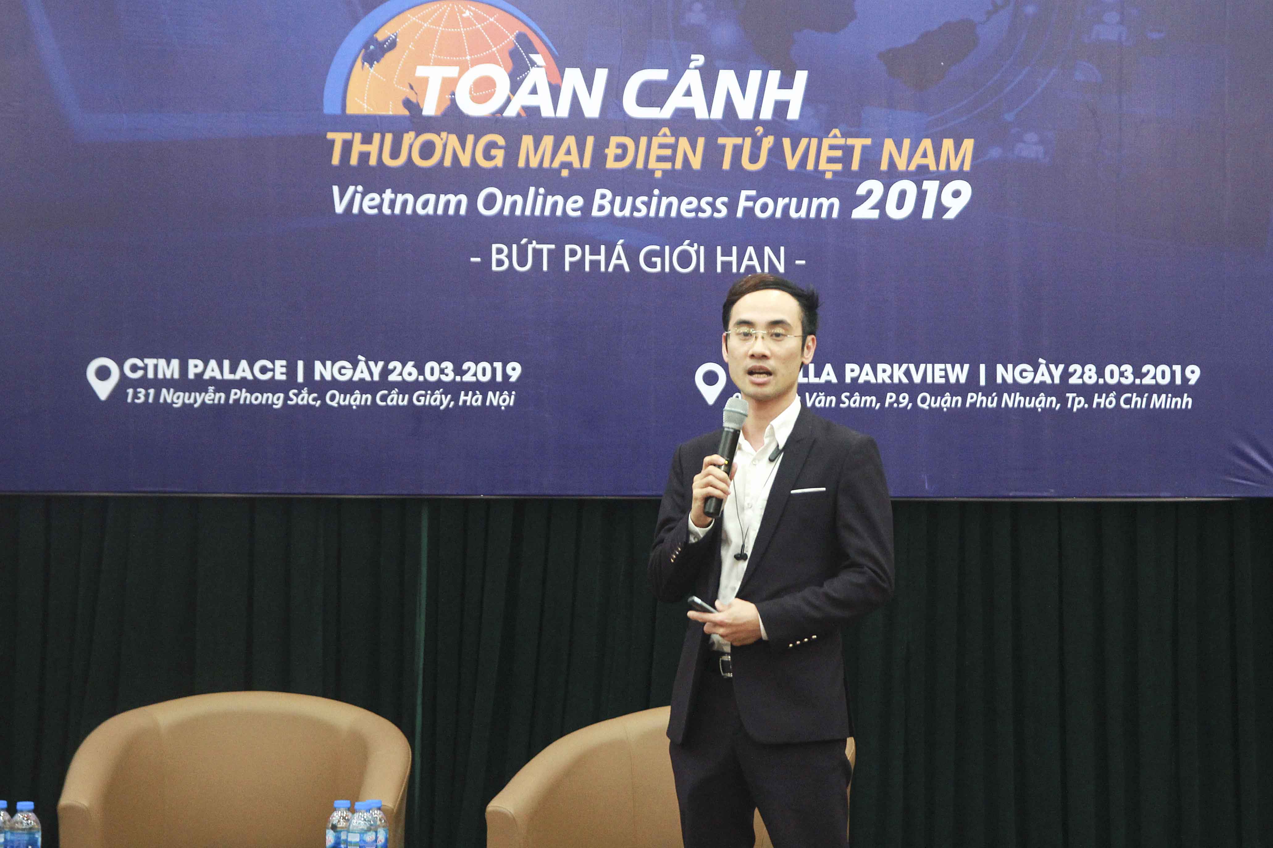 Ông Đỗ Hữu Hưng - CEO ACCESSTRADE tại Họp báo Diễn đàn Toàn cảnh Thương mại điện tử Việt Nam 2019